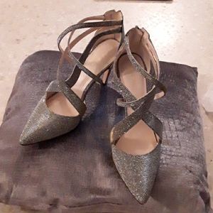 Nine West Women's color Pewter size 8M
